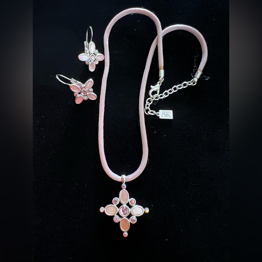 Pink and Silver Crystal Necklace & Earrings set